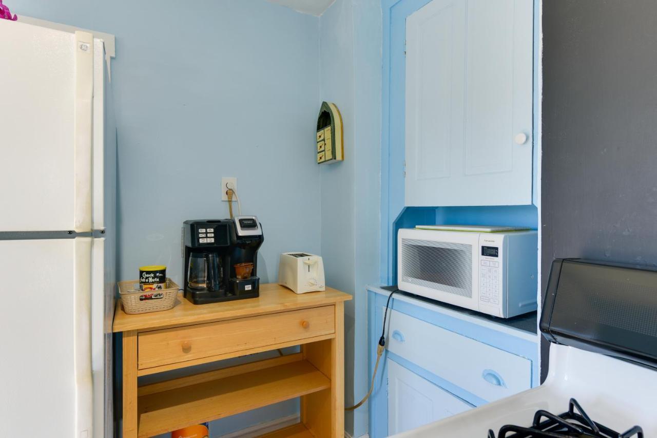 Pet-Friendly Apartment In Wildwood Less Than 1 Mi To Beach エクステリア 写真