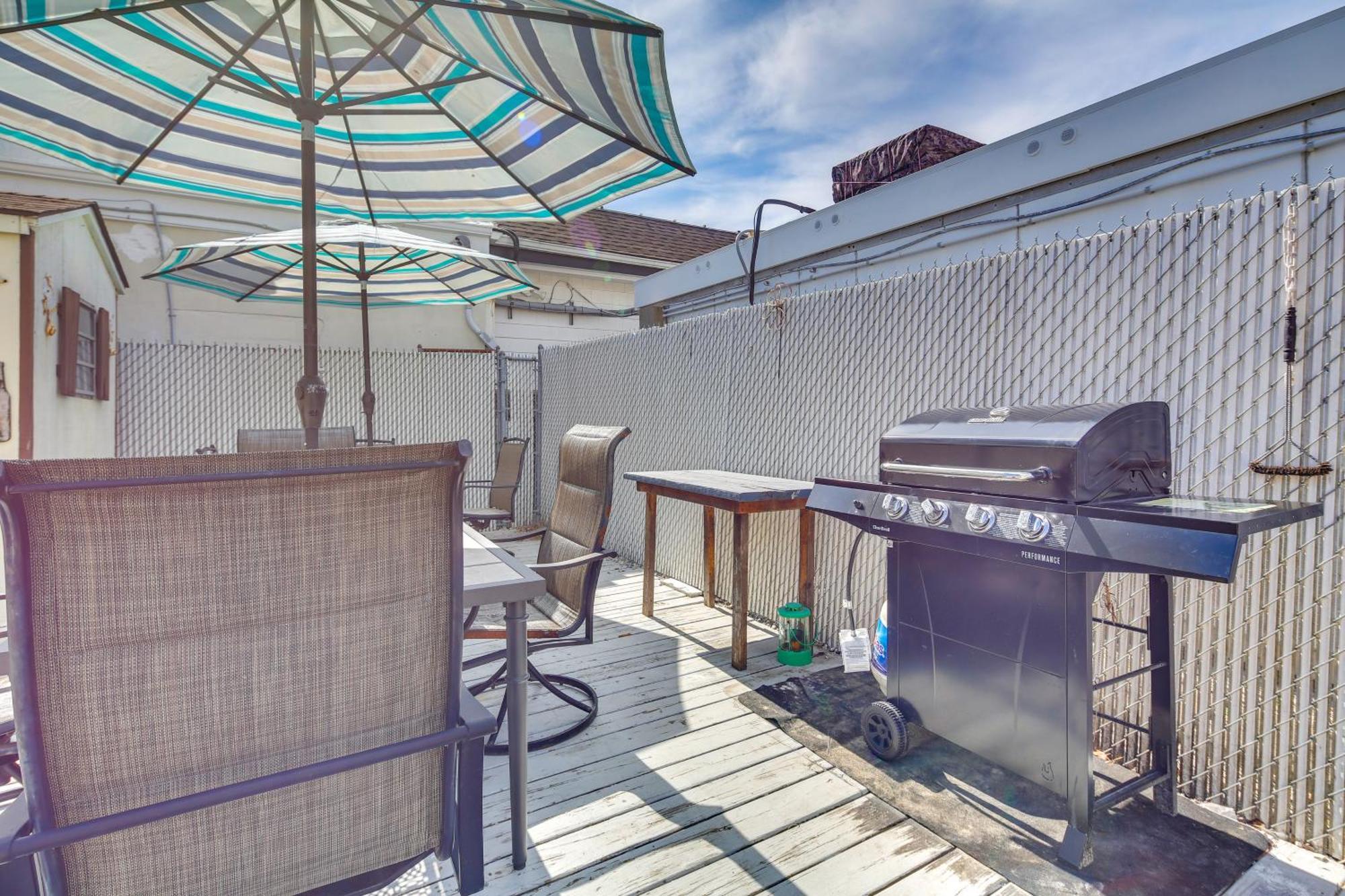 Pet-Friendly Apartment In Wildwood Less Than 1 Mi To Beach エクステリア 写真